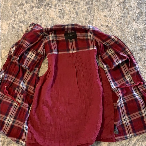 Blu Pepper plaid with design vest - Picture 3 of 4